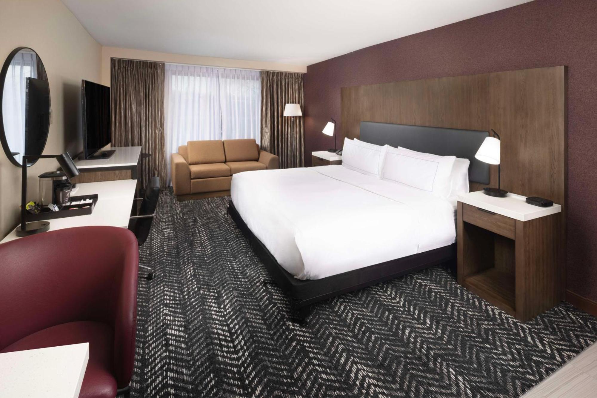 Doubletree By Hilton Manhattan, Ks Ngoại thất bức ảnh